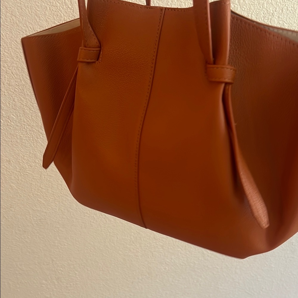 Yuzefi Brown Leather Tote Bag Mochi - Picture 9 of 15